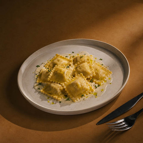 Tortelli Mozzarella di Bufala Campana, Pomodoro e Basilico